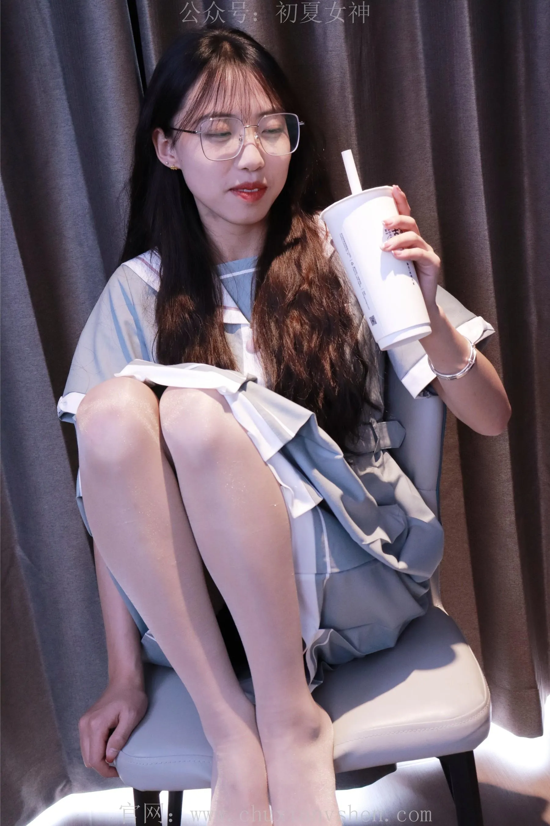 初夏女神 NO.008 雪糕 浅蓝色JK裙搭配小白鞋 [135P]插图7